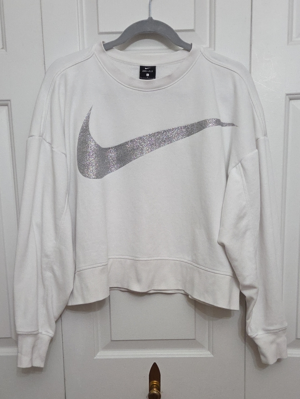 Nike Dri-FIT Get Fit Fleece Sparkle Oversized Cropped Crew Logo Sweatshirt/ L